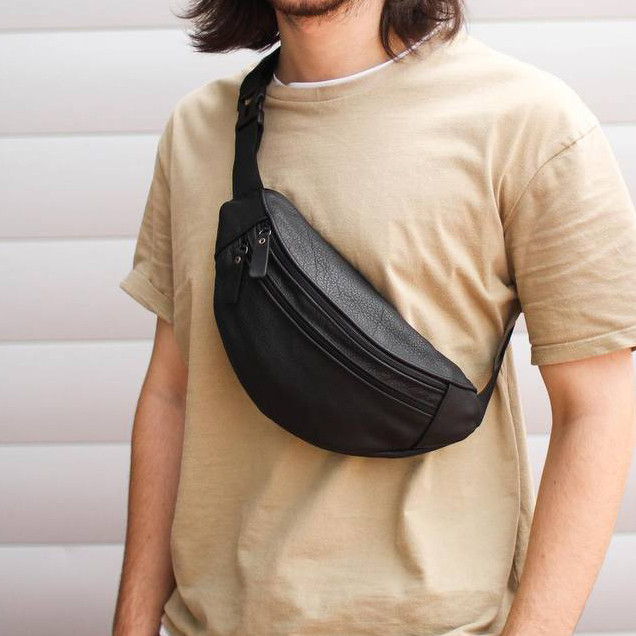 Чорна зручна бананка чоловіча, Чоловіча бананка з ремінцем на плече Барсетка-бананка шкіряна ON-38 Івано-Франківськ - фото 5