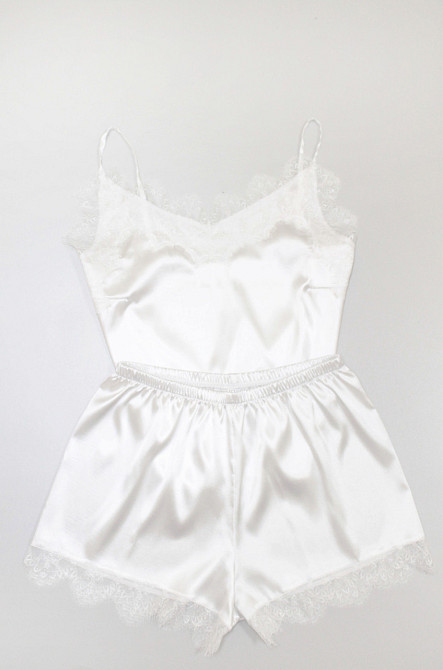 Піжама жіноча атласна майка і шорти з мереживом Білий 54 Харків - фото 3