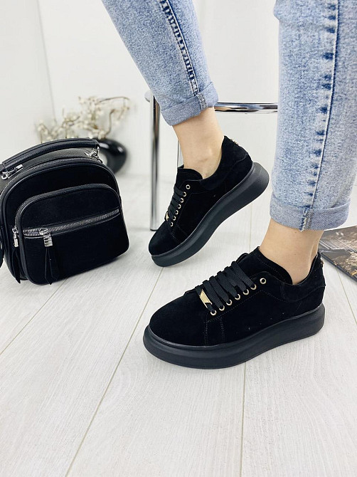 Abbi Кросівки жіночі ABBI 7974-01 чорні (весна-осінь, замша натуральна) (2696) 36-40 39 Коломия - фото 1