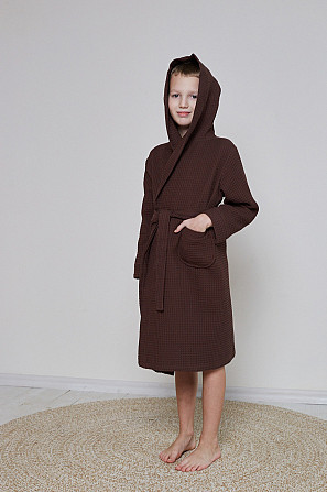 Халат дитячий вафельний Ideal Textile з капюшоном коричневий (56860670) 3 р. (98-102 см) Чернівці - фото 1