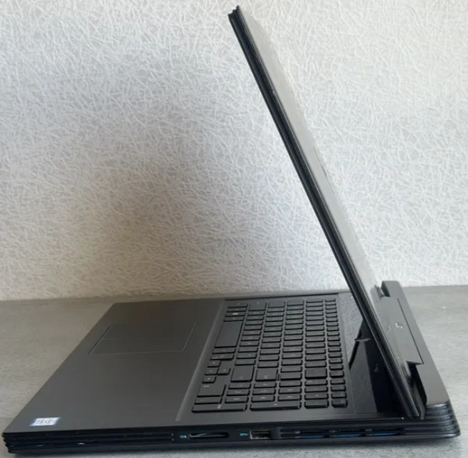Ноутбук: DELL G7 7790 (17.3