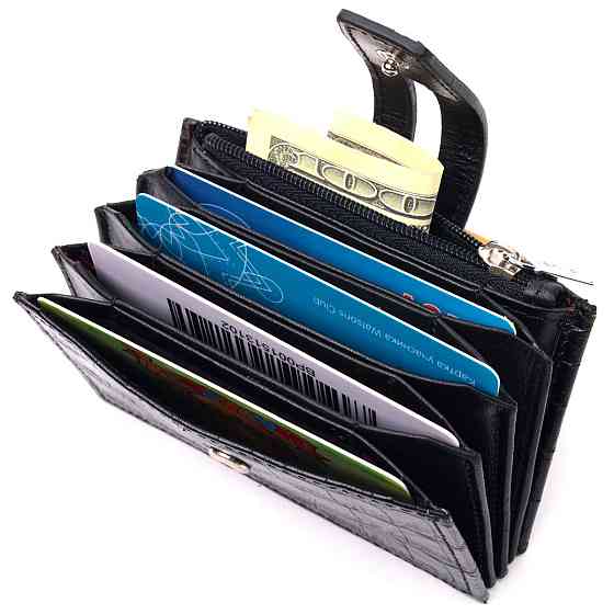 Удобный картхолдер из натуральной кожи с тиснением под крокодила KARYA 21331 Черный Киев