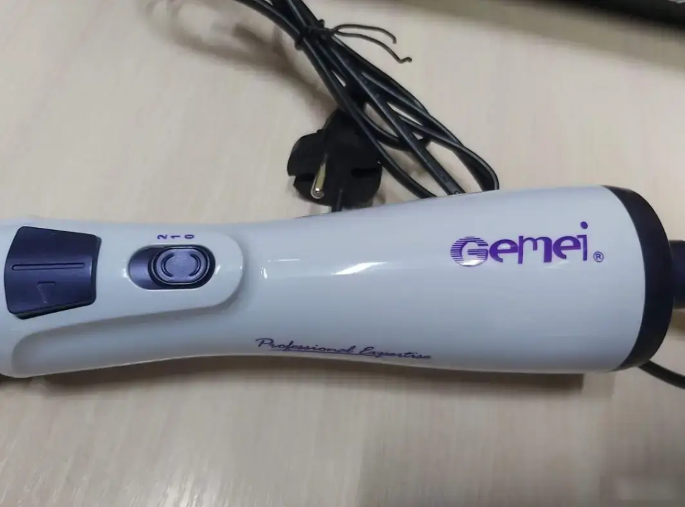 Фен щетка для волос Gemei GM-4826 7703 Вращающийся фен расческа / Стайлер для волос Одесса - изображение 6