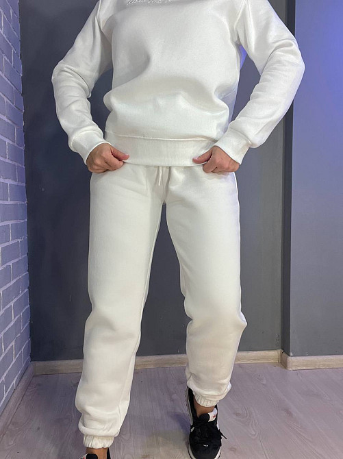 Штаны женские ENJOY 2925 спортивные джоггеры на резинке утепленные на флисе белые, белый, L Киев - изображение 8
