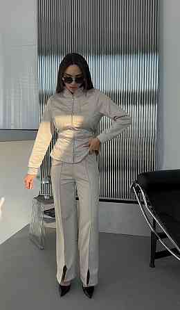 Женский стильный костюм двойка: жакет и штаны с разрезами замш на дайвинге Айвори, 42/44 Одесса