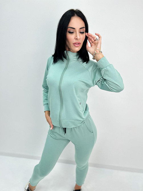 Жіночий спортивний костюм "Advice" оптом | Норма | Розпродаж моделі Київ - фото 3