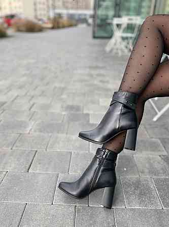 Nivelle Черевики жіночі NIVELLE чорні натуральна шкіра каблук 8 см 38р. (3617) Коломия