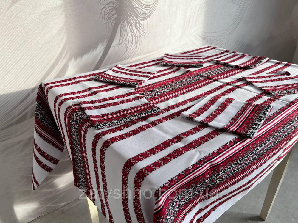 Красива вишита скатертина з серветками Київ - фото 1