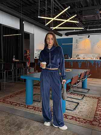 Женский повседневный велюровый костюм двойка: кофта и штаны плотный турецкий велюр Синий, 48/52 Одесса