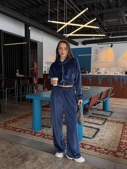 Женский повседневный велюровый костюм двойка: кофта и штаны плотный турецкий велюр Синий, 48/52 Одесса - изображение 5