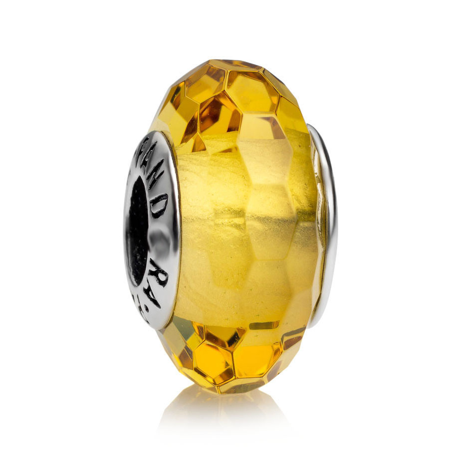 Серебряный шарм Пандора  