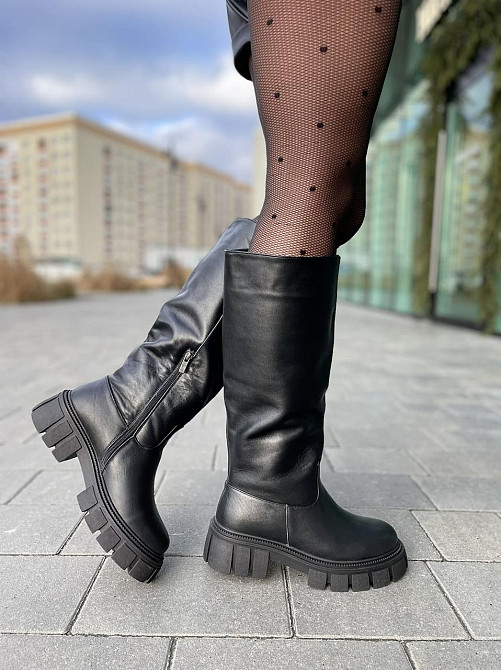 Чоботи зимові жіночі з натуральної шкіри на низькому ходу чорного кольору р. 38-40 / Чоботи на Коломыя - изображение 3