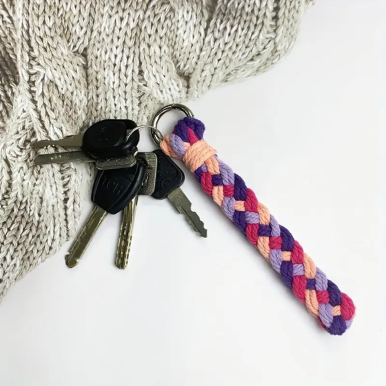 Набор макраме для вязания и плетения брелока 