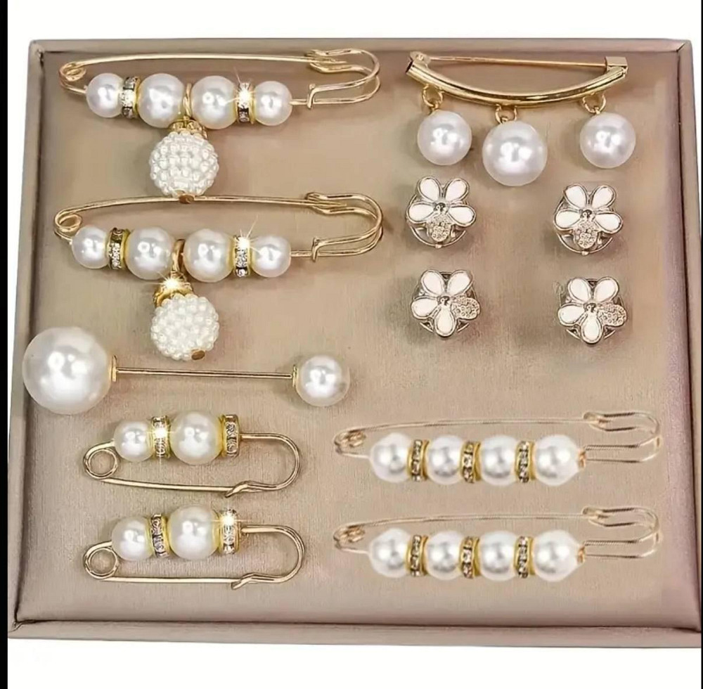 Набор из 12 брошей с искусственным жемчугом Киев - изображение 1