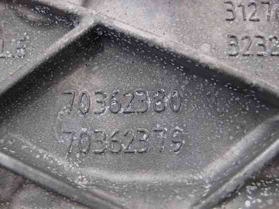 Mercedes-Benz  70362380 Кронштейн масляного радіатора та корпусу фільтра двигуна OM651 R4 2.2 cdi E-Class W212 Одесса