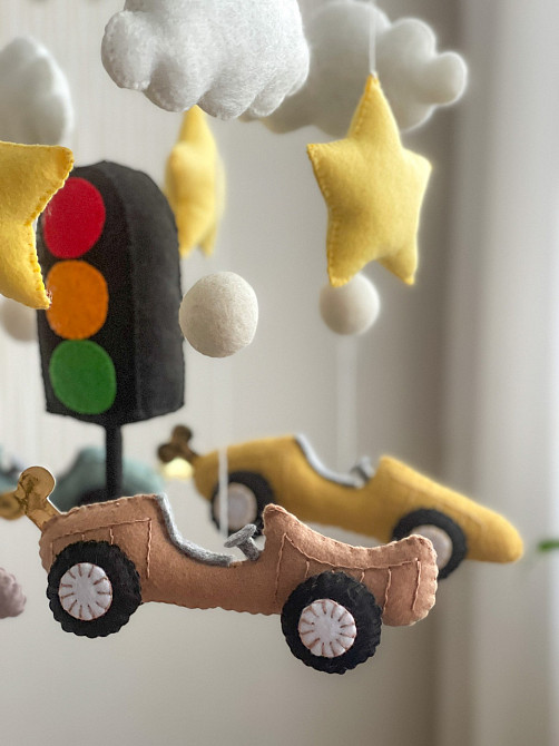 Дитячий мобіль на ліжечко для немовлят WooolyWool «Машинки» Київ - фото 7