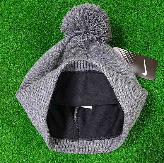 Чоловіча шапка NIKE Originals Pom Pom Fleece Київ