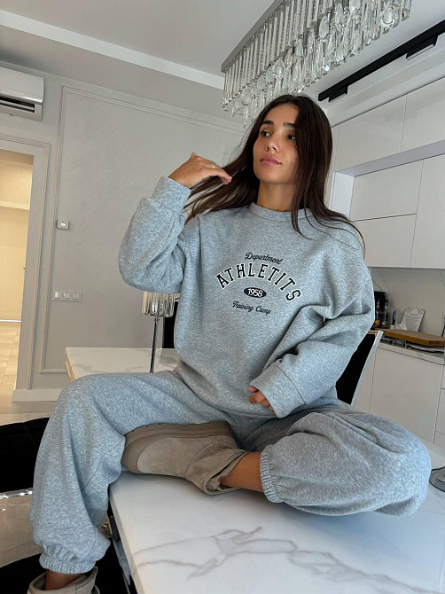 Жіночий теплий костюм двійка у спортивному стилі з накатом тринитка на флісі Одеса - фото 6