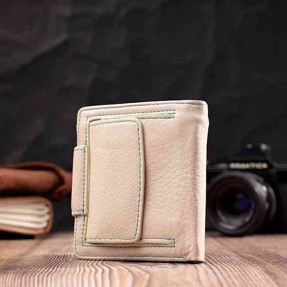 Оригинальное кожаное портмоне с монетницей снаружи для женщин ST Leather 19455 Белый Киев