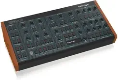 Піаніно (синтезатор) Behringer UB-Xa D - Syntezator analogowy Київ - фото 1