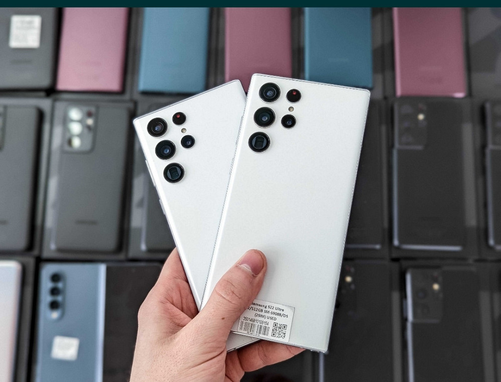 Смартфон Samsung Galaxy S22 Ultra 12/256Gb Phantom White /Black/Green Київ - фото 2