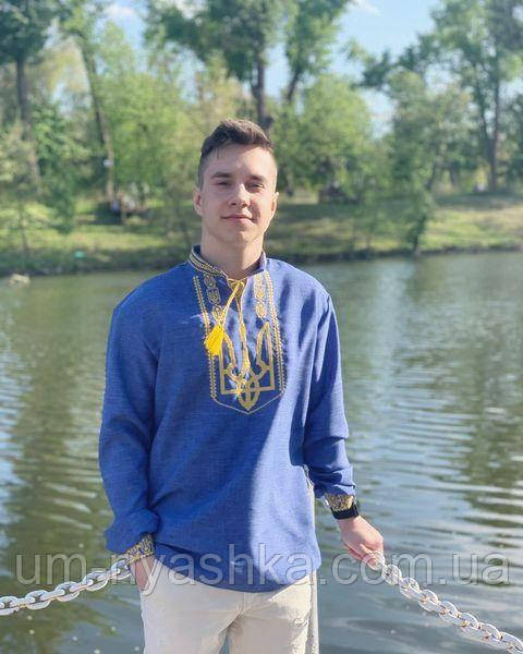 Чоловіча вишиванка з гербом 