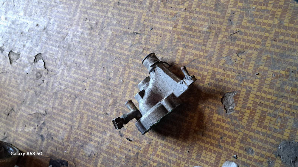 Корпус термостата на Chery Amulet 2006–2013 Киев - изображение 1