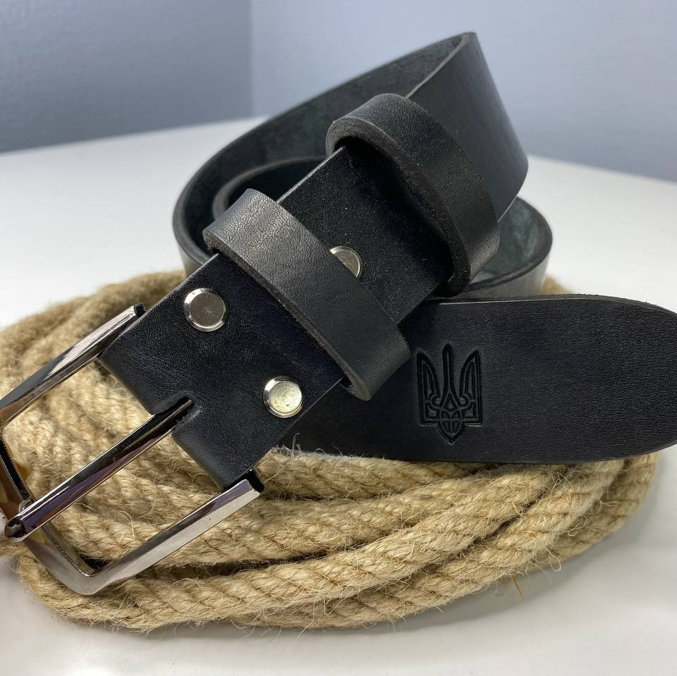 Ремінь чоловічий з натуральної шкіри для джинсів, шкіряний пояс з тисненням Герб, чорнийMasterSem Київ - фото 2