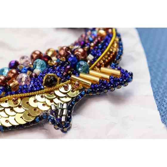 Набір для вишивання бісером прикраси "Синій кит" AD-239 на натуральному полотні Вінниця