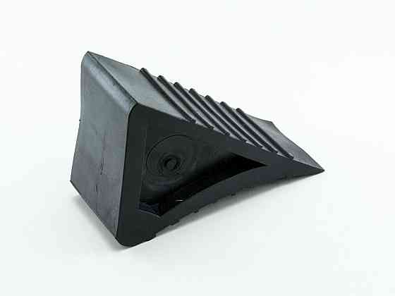 Черевик під колесо) противідкатний чорний (упор Мукачево