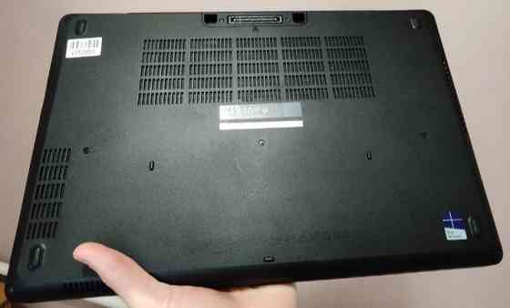 Ноутбук: DELL 5570 15.6 Full HD IPS 8/256Gb. i5-6440HD. Киев