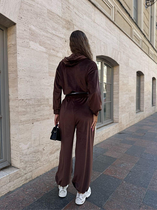 Жіночий стильний костюм з королівського велюру Шоколад, 42/44 Одеса - фото 4