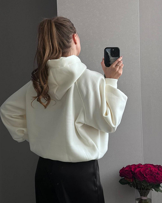 Жіноча базова тепла худіоверсайз тринитка на флісі Молочний Одеса - фото 2