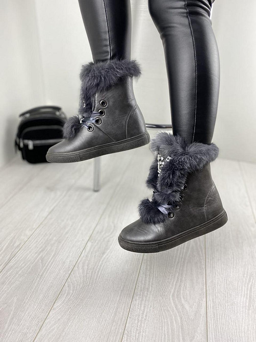 Violeta Черевики жіночі Violeta сірі еко-шкіра висота 15.5см підошва 2.5см розміри 37р. 38р. 39 Коломыя - изображение 7