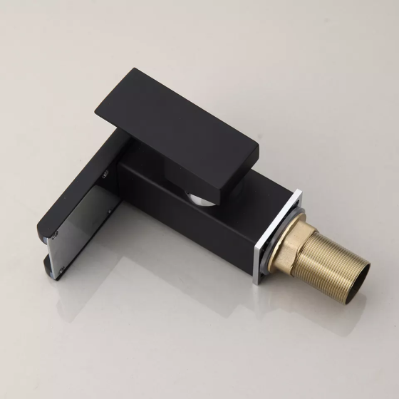 Смеситель дизайнерский для умывальника из черной латуни с водопадом, смеситель для раковины с подсветкой Каменец-Подольский