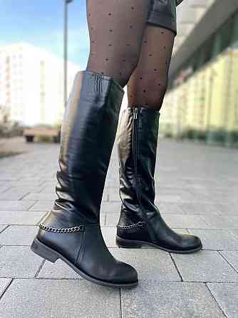 Valiente Чоботи жіночі VALIENTE чорні натуральна шкіра высота 40см обхват 38см размер 40р. (405 Коломыя