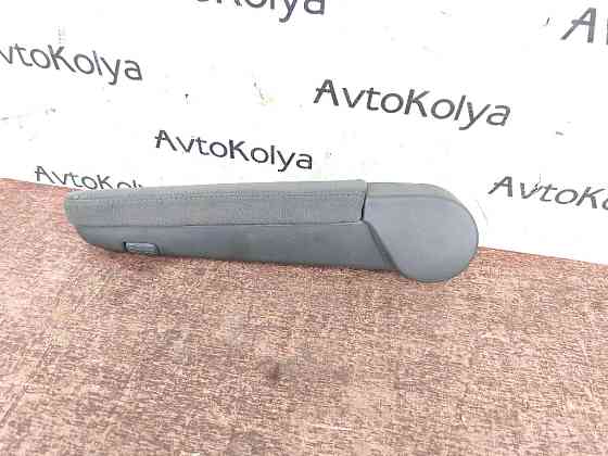 Підлокотник передній лівий VW T5 2003-2015 Ковель