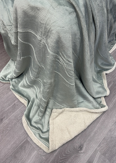 Плед двосторонній 155х200 см (+-5см) із штучною овчиною Світло-сірий з бежевим (87-066) Київ - фото 7