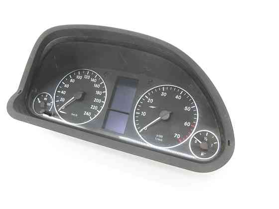 Mercedes-Benz  A1695404747 Щиток - панель приладів для бензинових авто в км A-class W169 A-class C169 Одеса