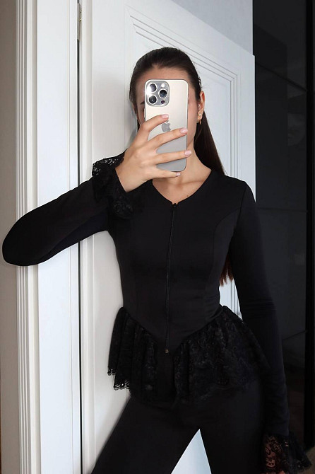Жіночий елегантний костюм-двійка: кофта з мереживом і брюки-кльош дайвінг+французське мереживо Чорний, 46/48 Одеса - фото 9