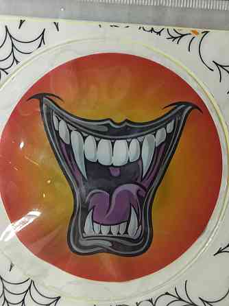 Наліпка на Хелловін 8 см зі світлодіодами Смайл Кликі вампіра помаранчевий Київ