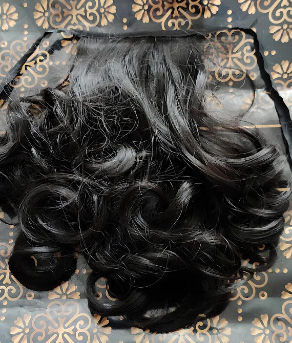 Перука хвіст чорний. Волосся шиньйон хвилястий. Накладний хвіст із затискачами. Шиньйон для брюнеток 51 см Київ - фото 2