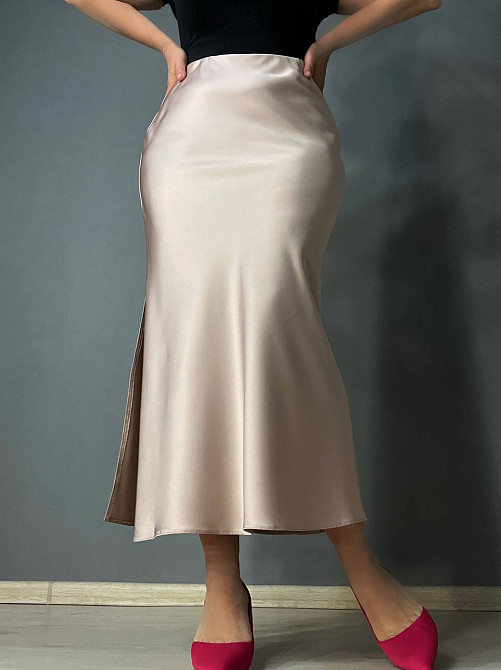 Спідниця жіноча Gritana 230 атласна королівський шовк з розрізом на резинці бежева, бежевий, M Київ - фото 11