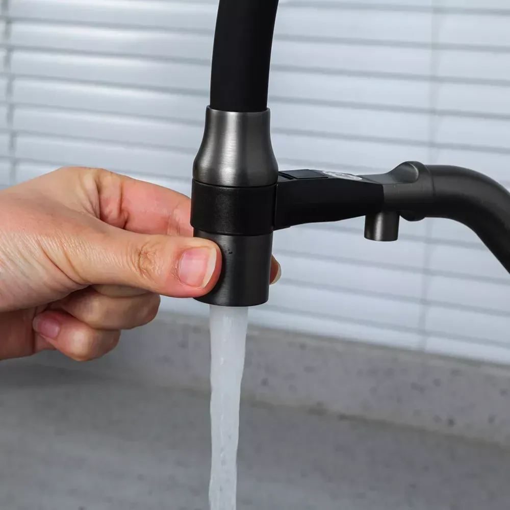 Змішувач для кухні з підключенням до фільтру GAPPO G4398-89 та гнучким виливом, графіт Київ - фото 7