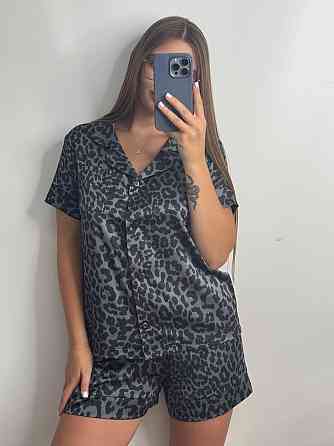 Піжама жіноча з сатину з шортами і сорочкою Графіт XS-S Харків