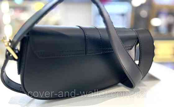 Модна компактна жіноча сумка крос-боді з італійської гладкої шкіри (чорна) Virginia Conti Київ