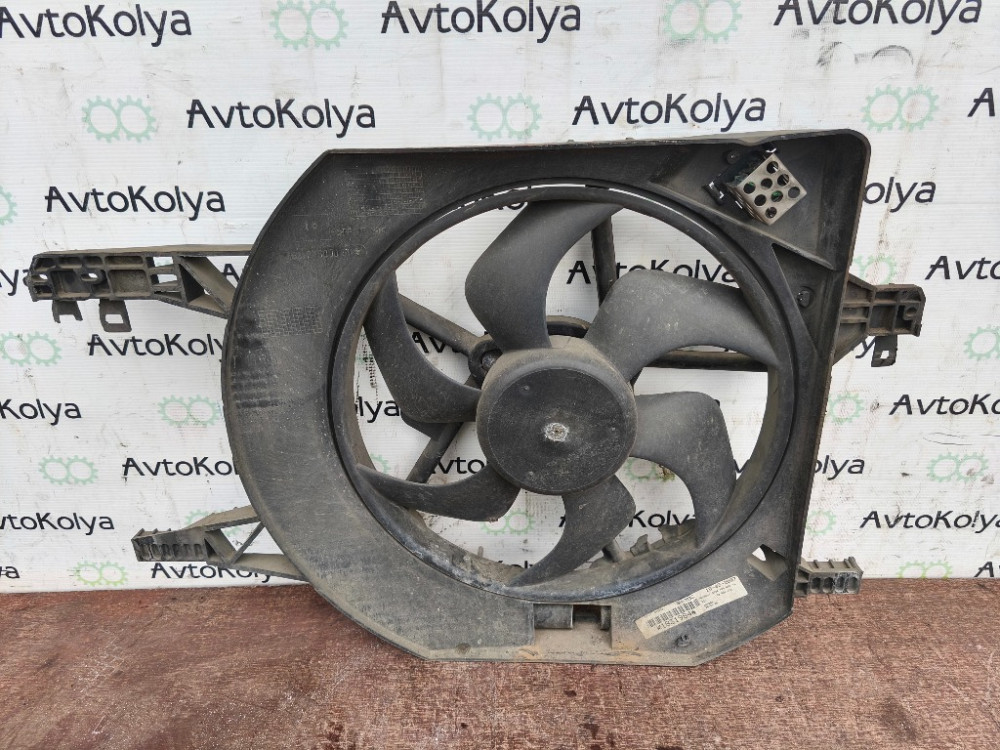 Дифузор з вентилятором Opel Vivaro 2.0 dci 2007-2010 (8200409469) Ковель - изображение 3