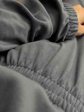 Женский трендовый оверсайз костюм двойка: кофта и штаны велюр Графит Одесса