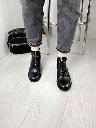 SOTHBY'S Ботильйони жіночі Sothby's чорні натуральна шкіра 36р. (M-1203 3190) Коломыя