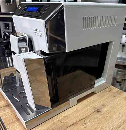 Кофемашина: Delonghi Eletta Cappuccino Top ECAM 45.760W. Харків